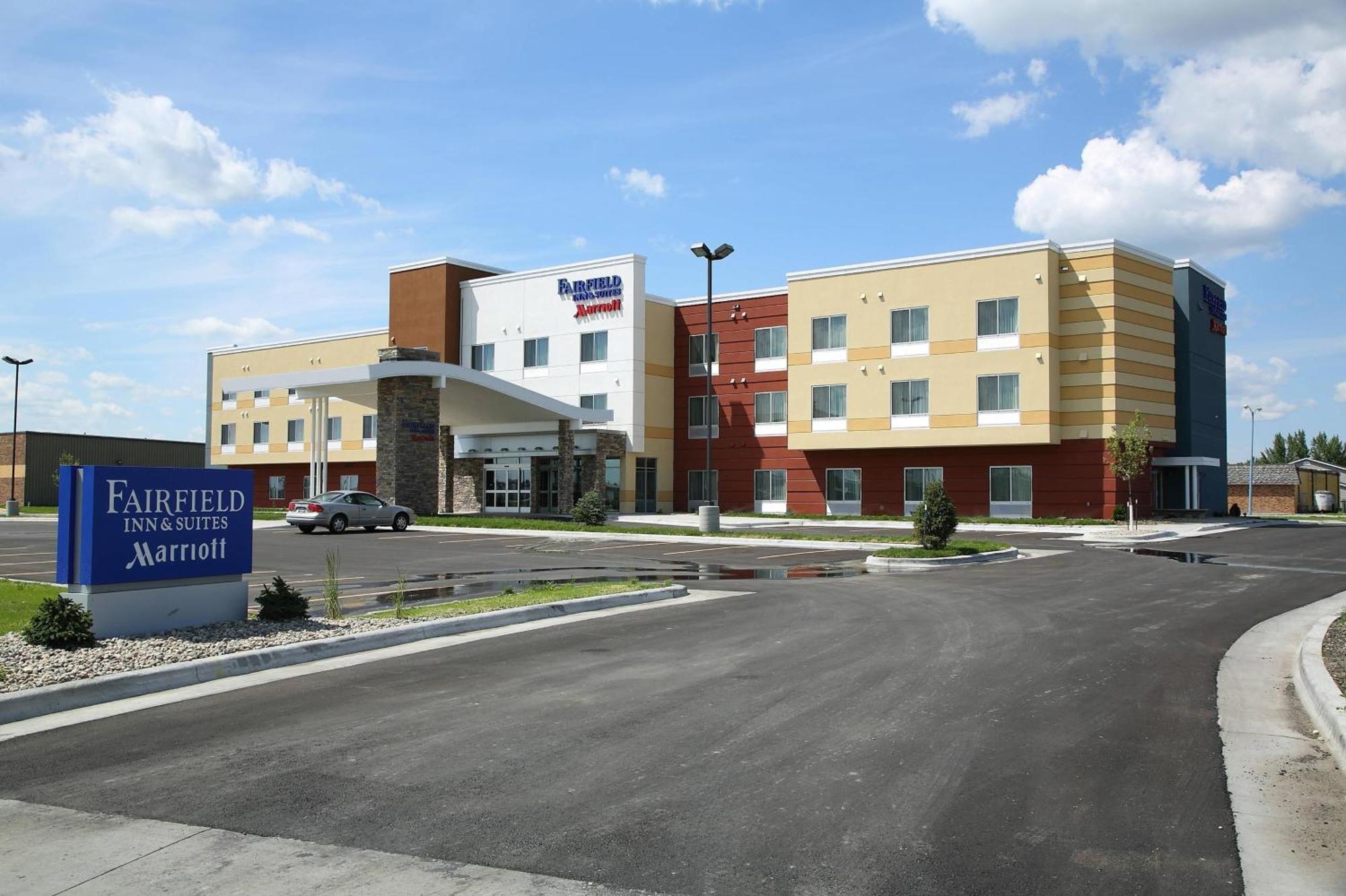 Fairfield Inn & Suites By Marriott East Grand Forks Eksteriør billede